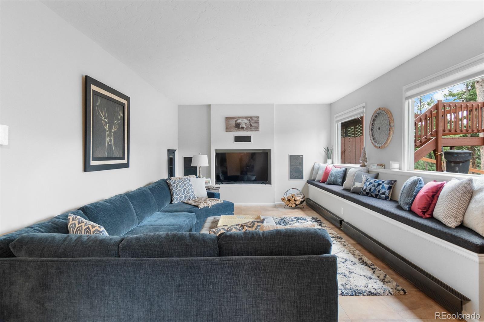 32512 Lodgepole Drive