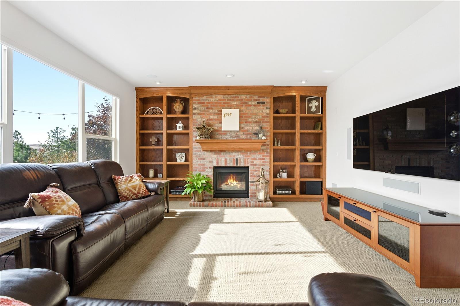 356 Crosshaven Place