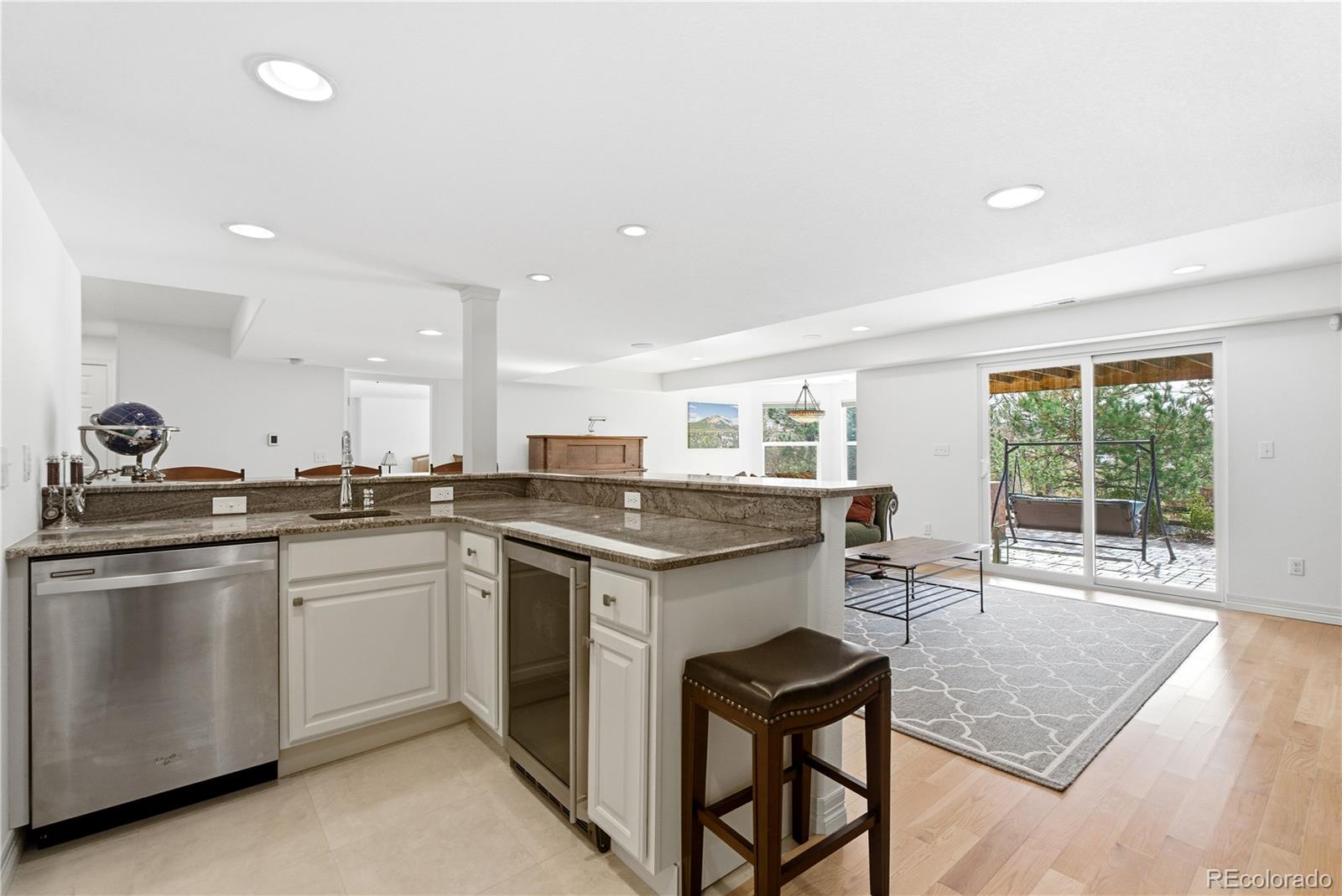 356 Crosshaven Place