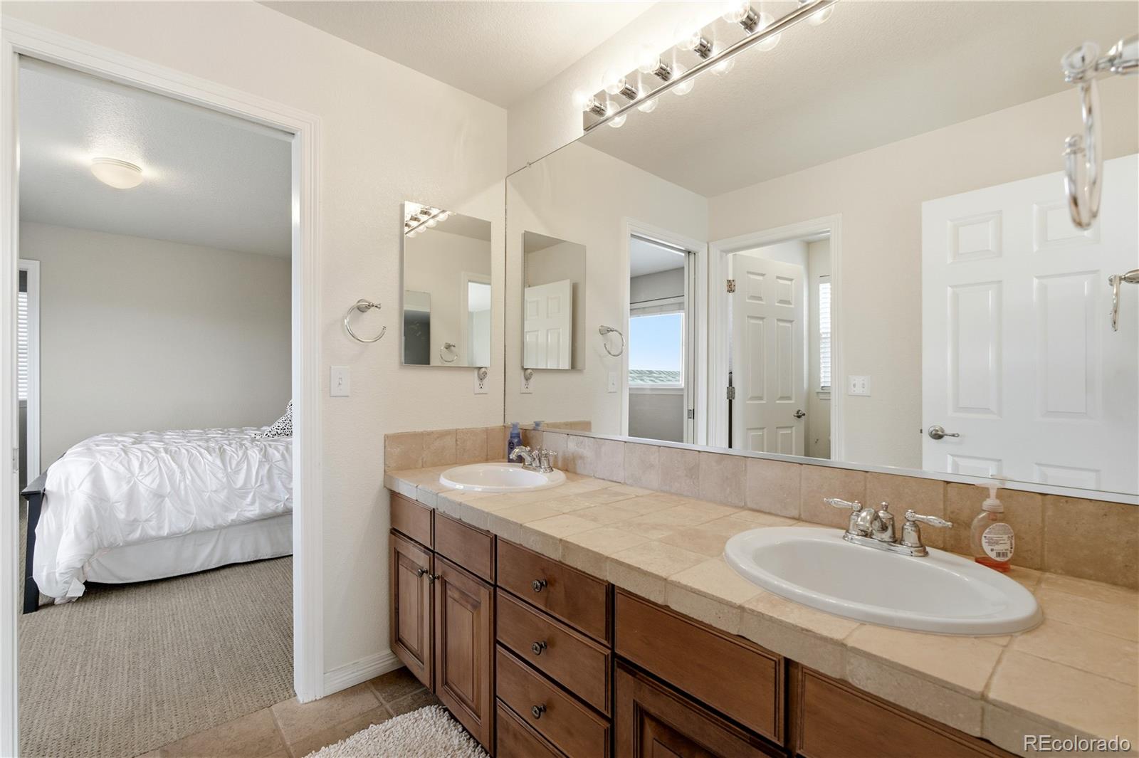 356 Crosshaven Place