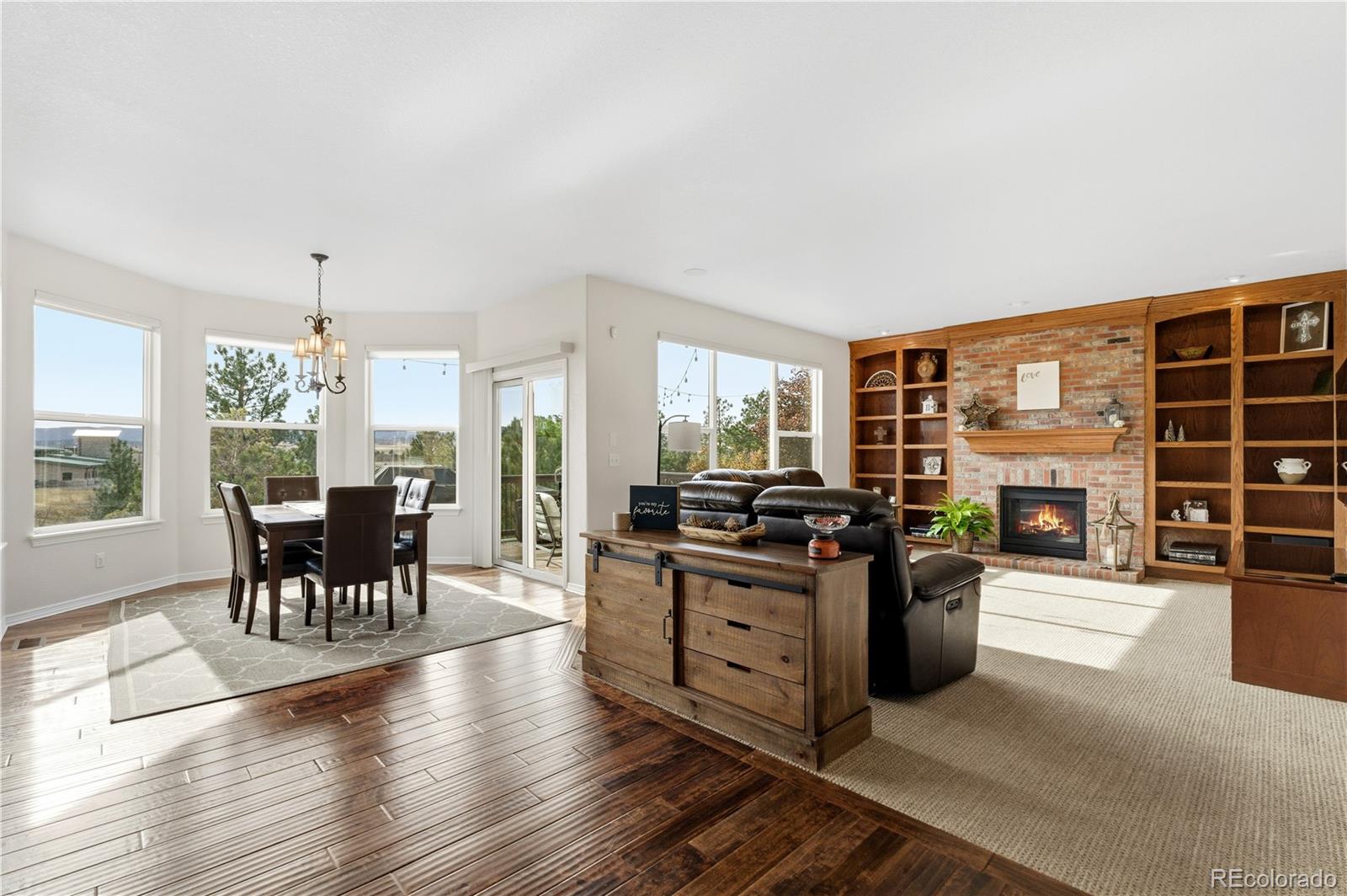 356 Crosshaven Place