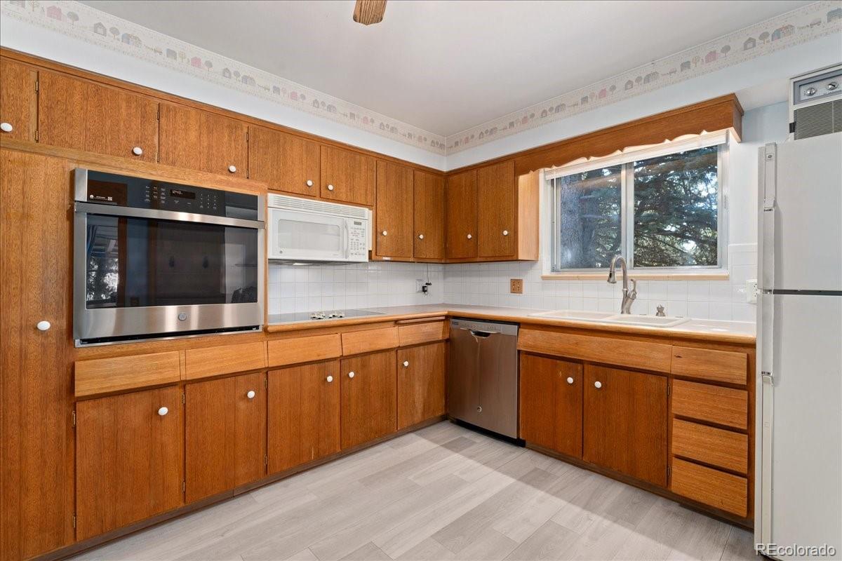 6295 S Humboldt Place