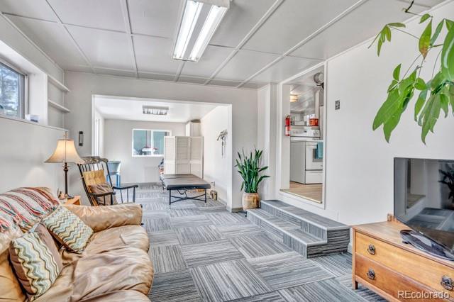 98 Greeley Boulevard