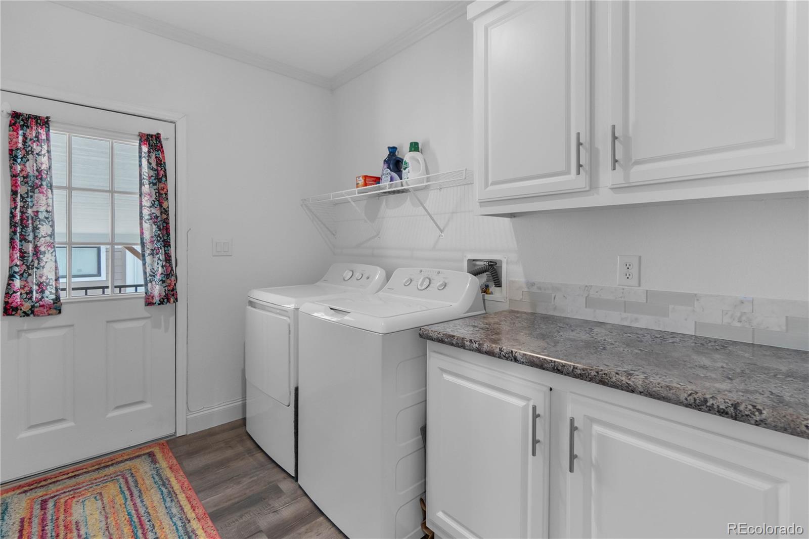 2137 Trading Post Street