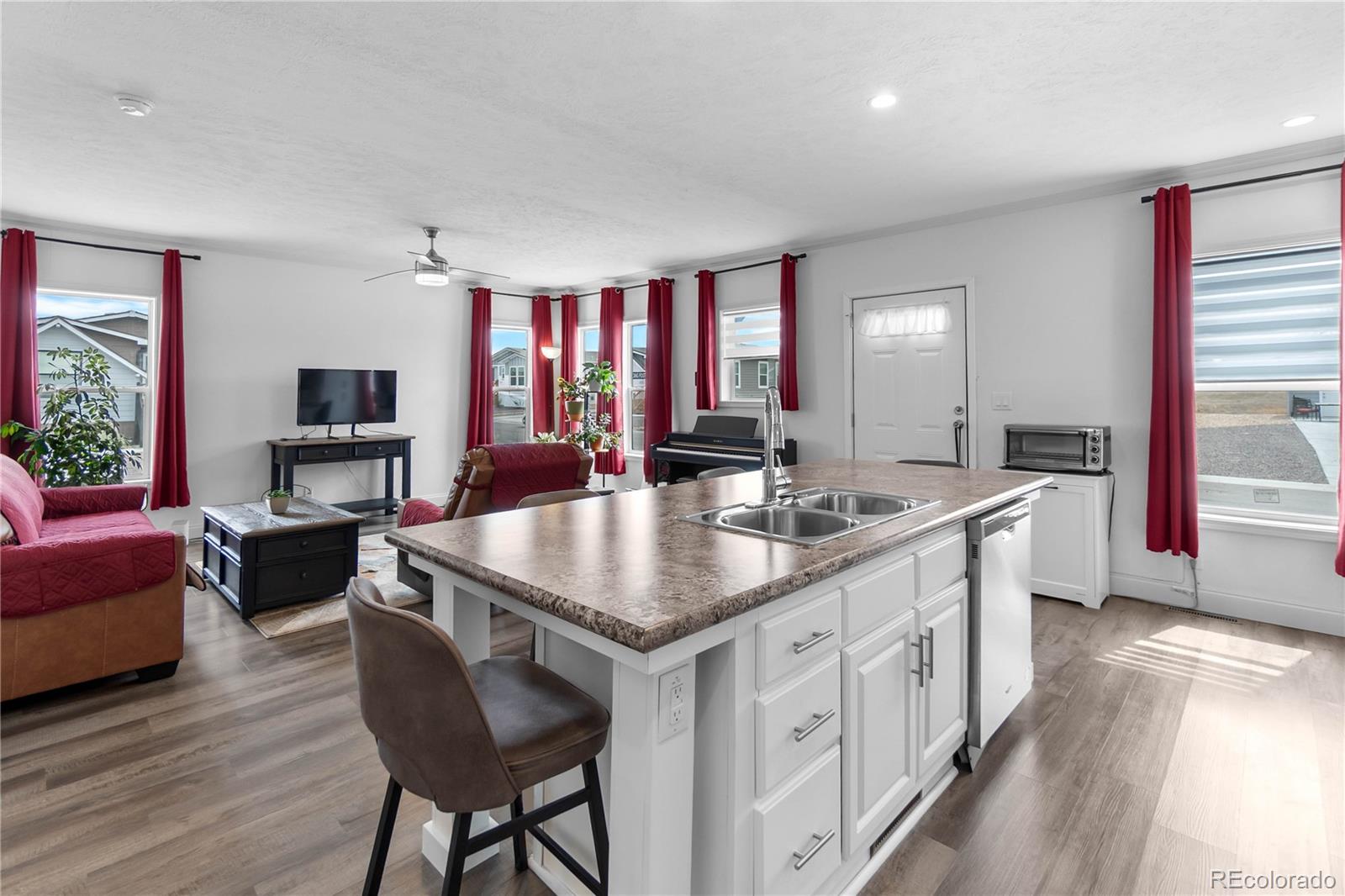 2137 Trading Post Street