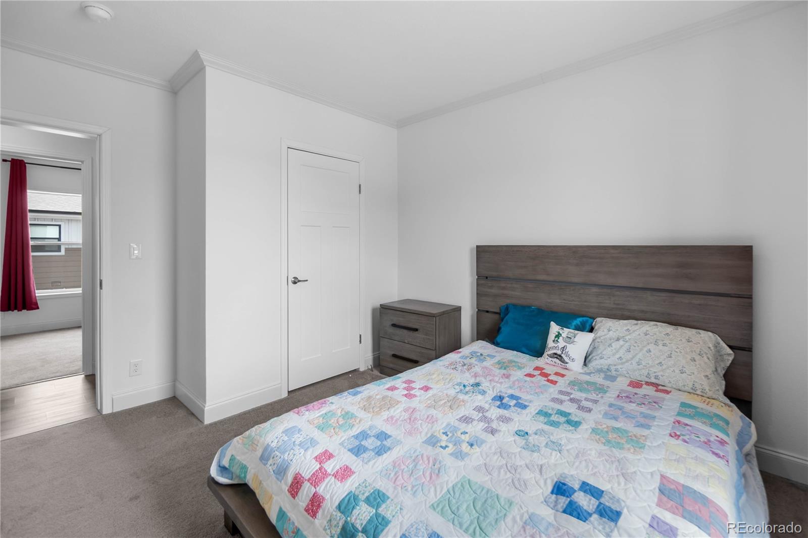 2137 Trading Post Street