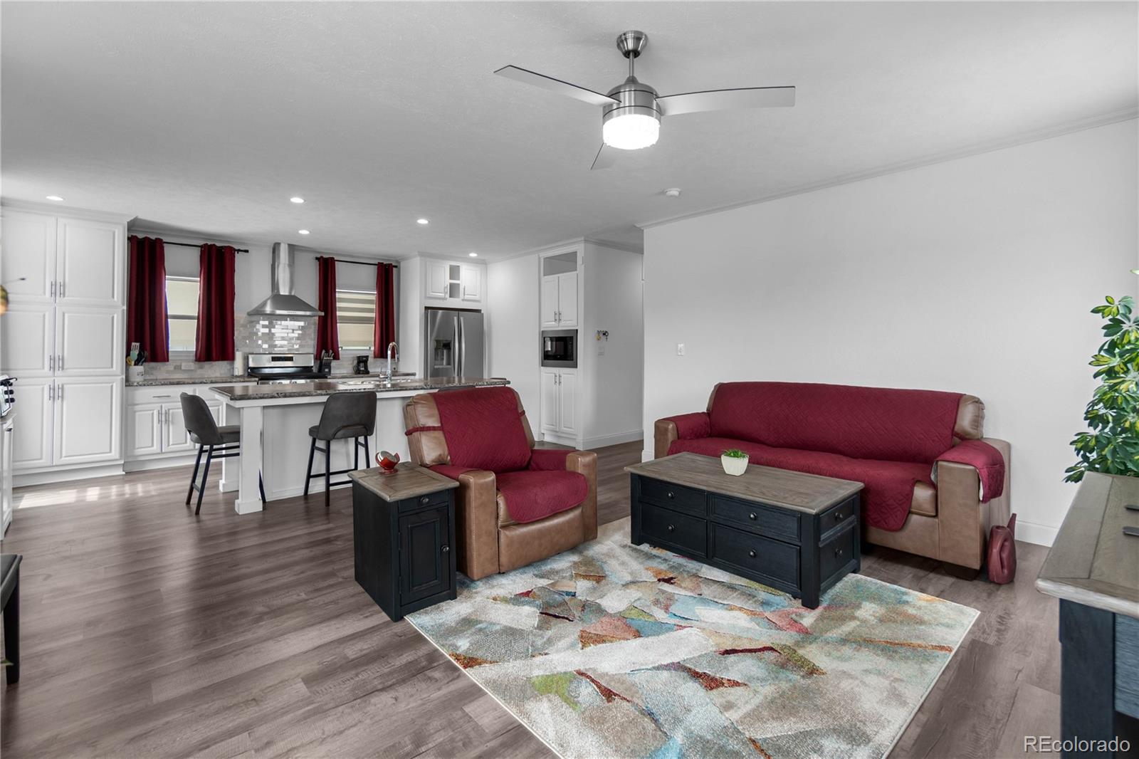 2137 Trading Post Street