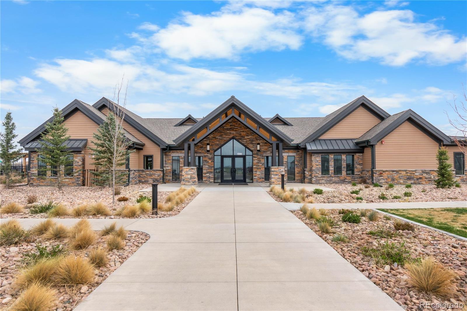 2137 Trading Post Street