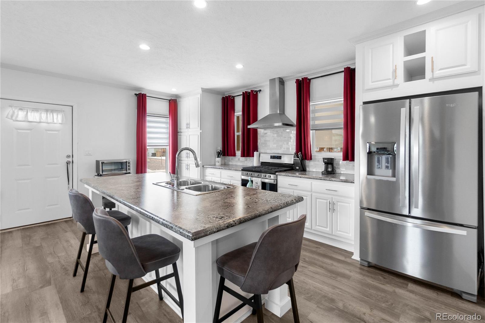 2137 Trading Post Street