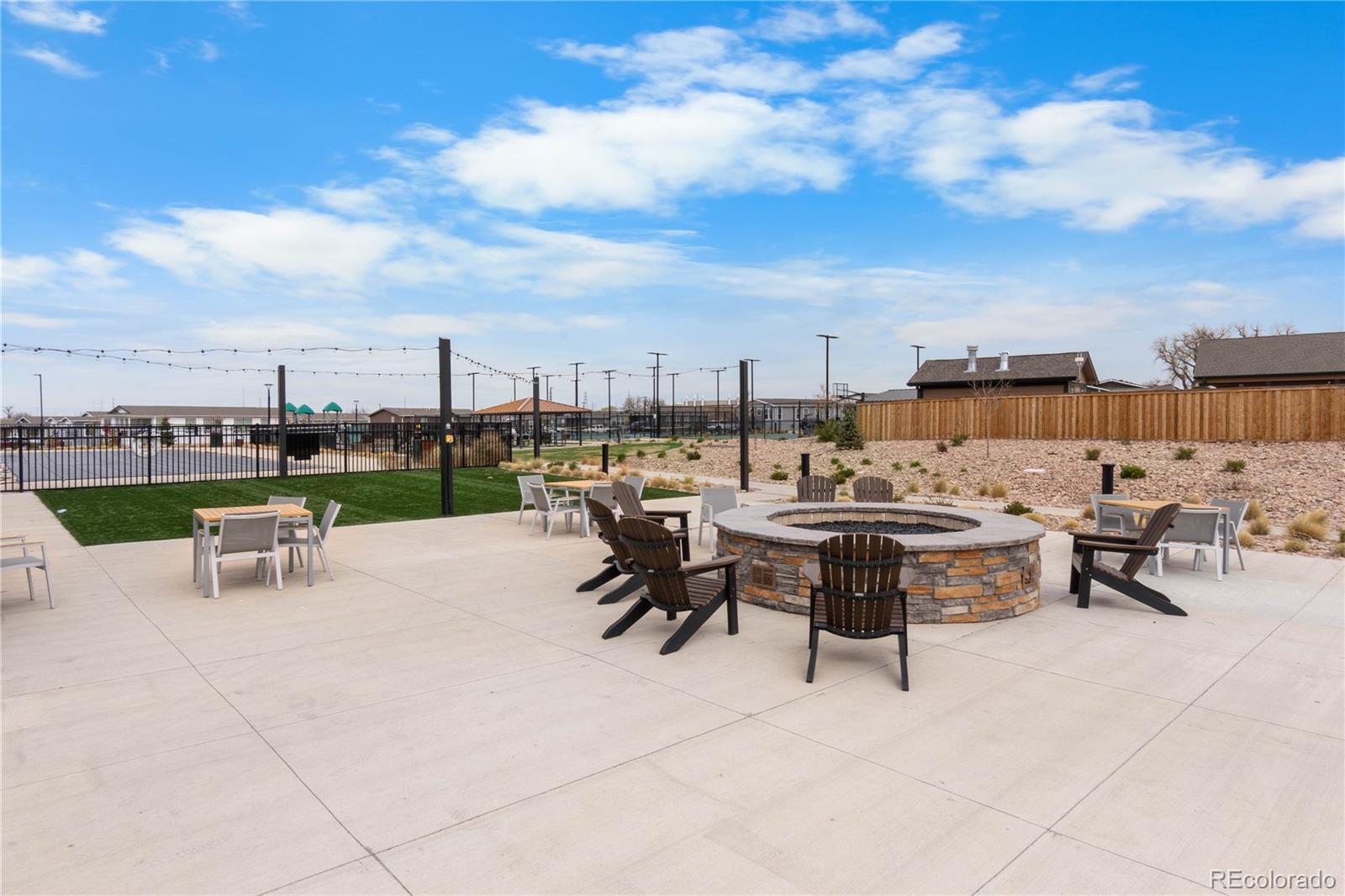 2137 Trading Post Street