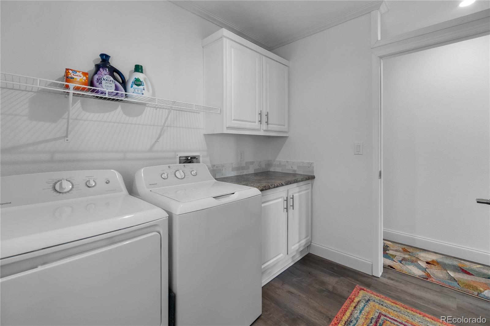 2137 Trading Post Street