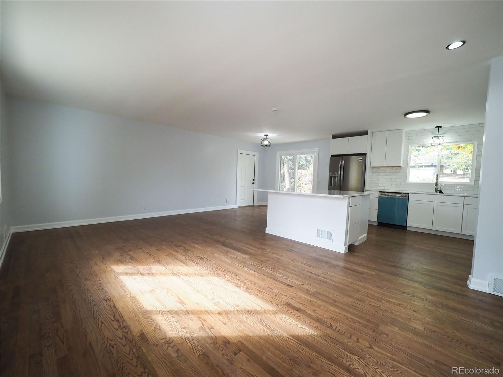 6751 S Downing Circle W