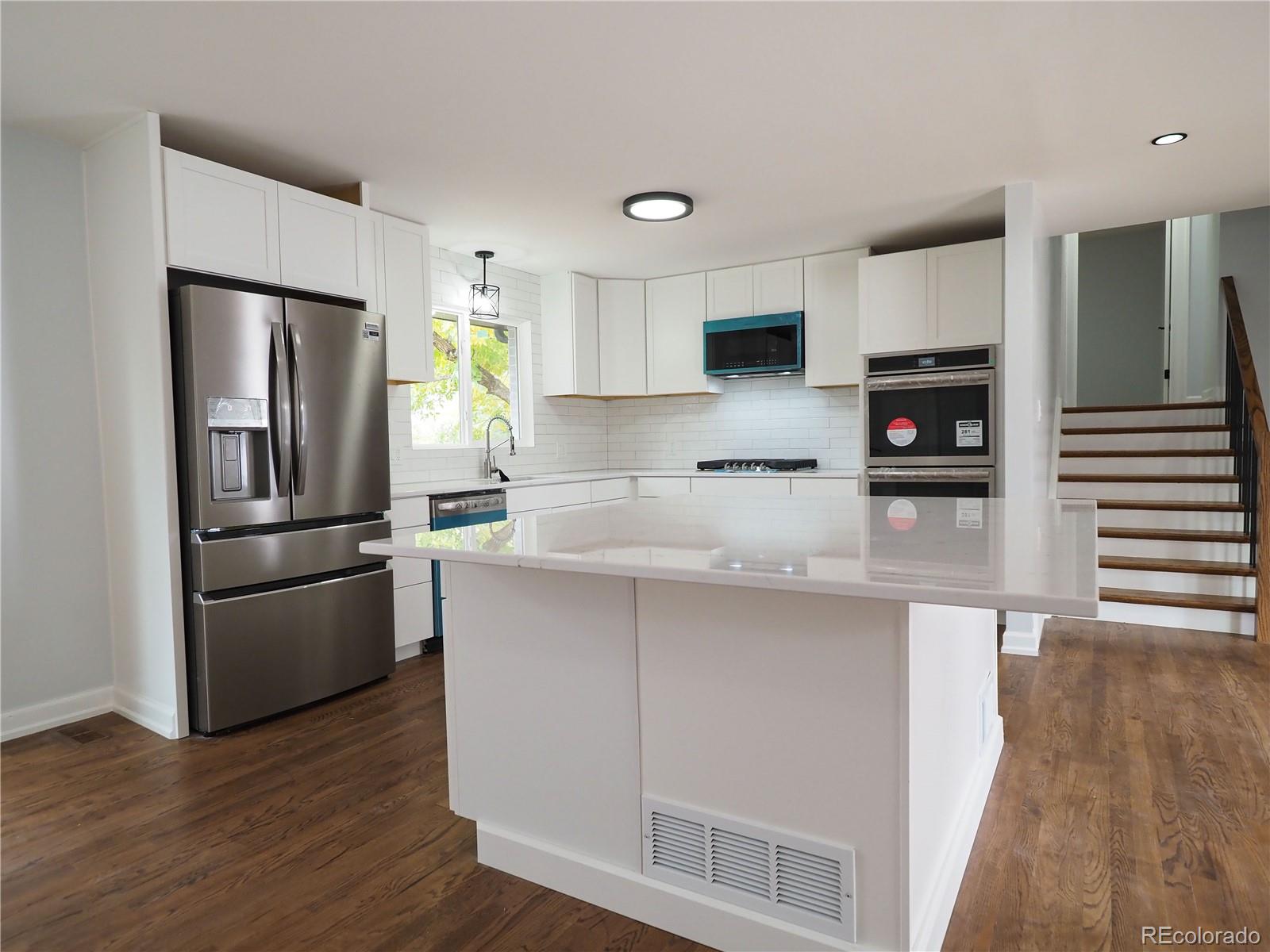 6751 S Downing Circle W