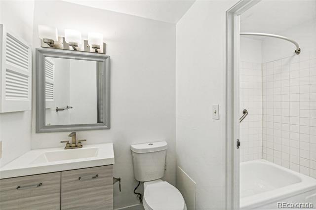 7755 E Quincy Avenue Unit: 104