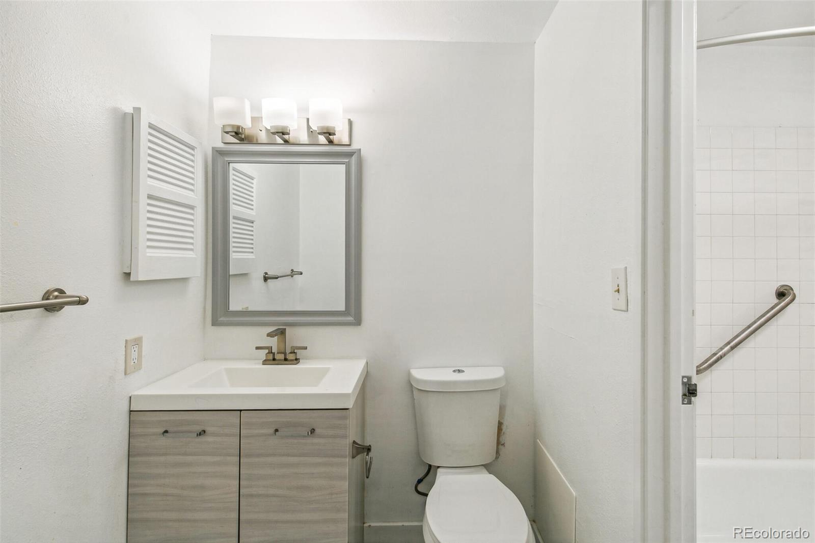 7755 E Quincy Avenue Unit: 104