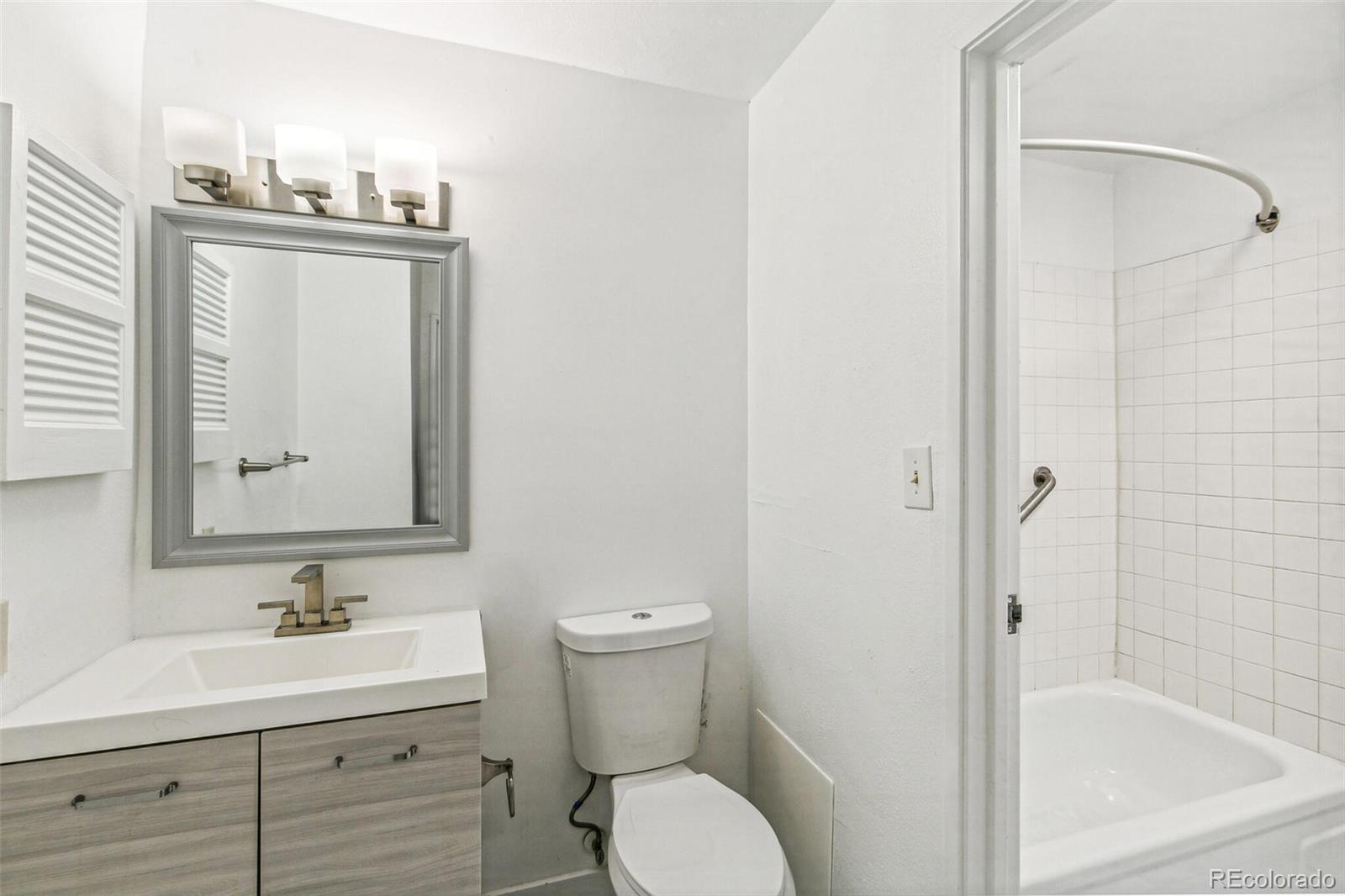 7755 E Quincy Avenue Unit: 104