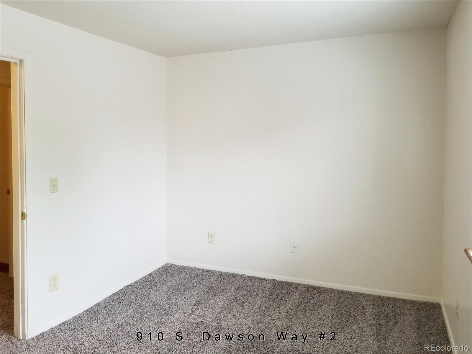 910 S Dawson Way Unit: 2