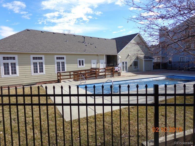 910 S Dawson Way Unit: 2