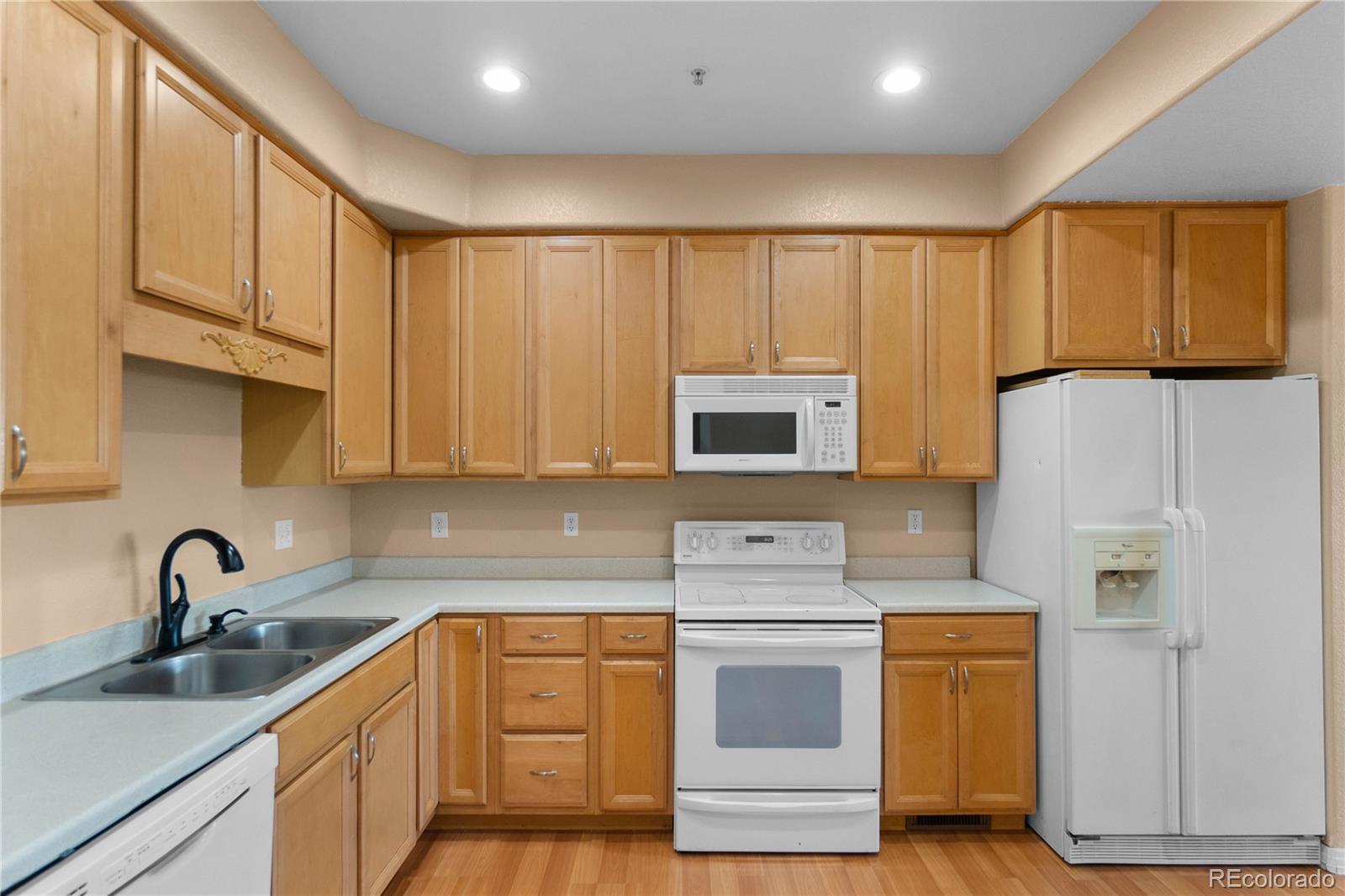 645 Yuma Loop Unit: 402