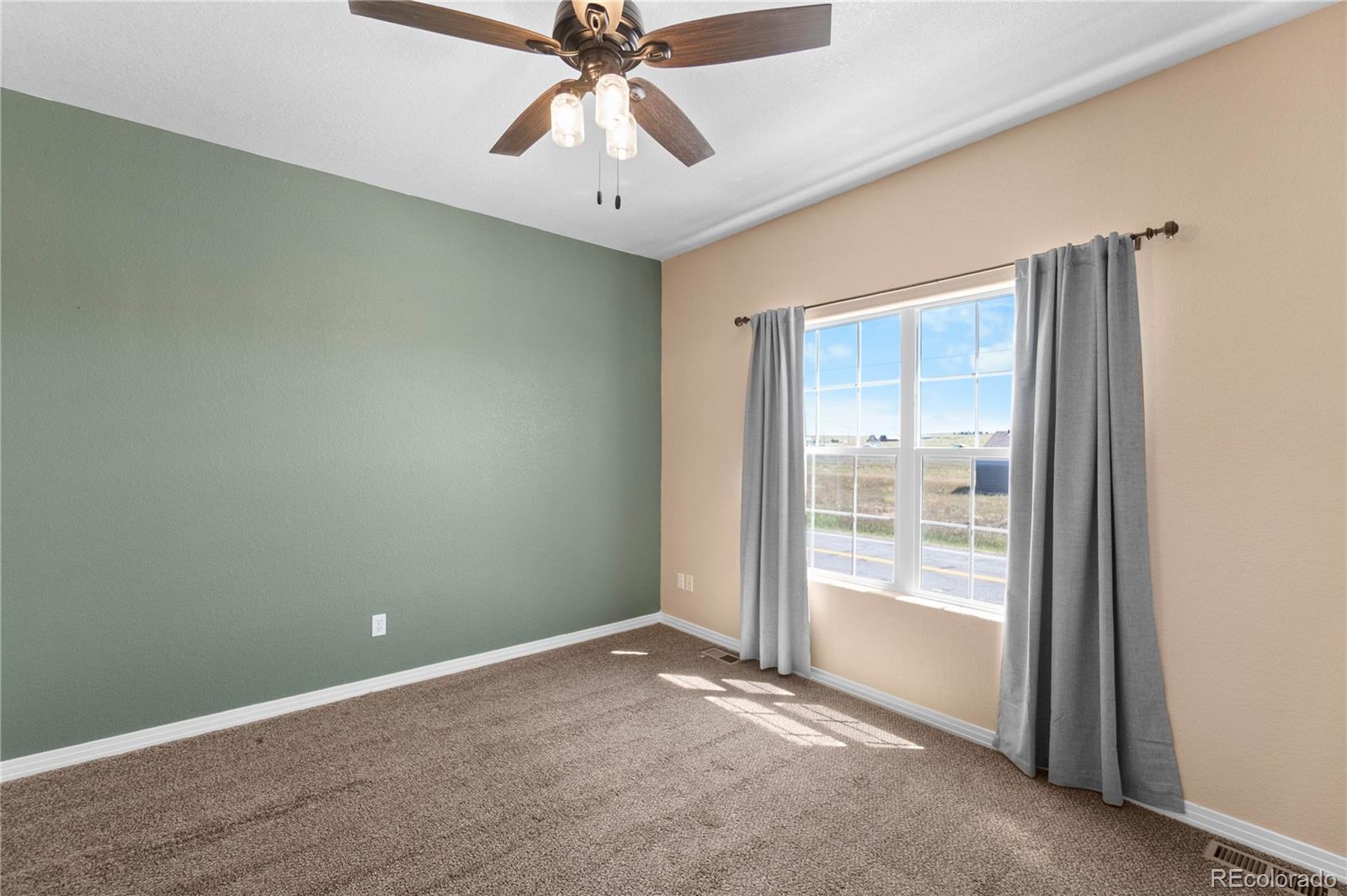 645 Yuma Loop Unit: 402
