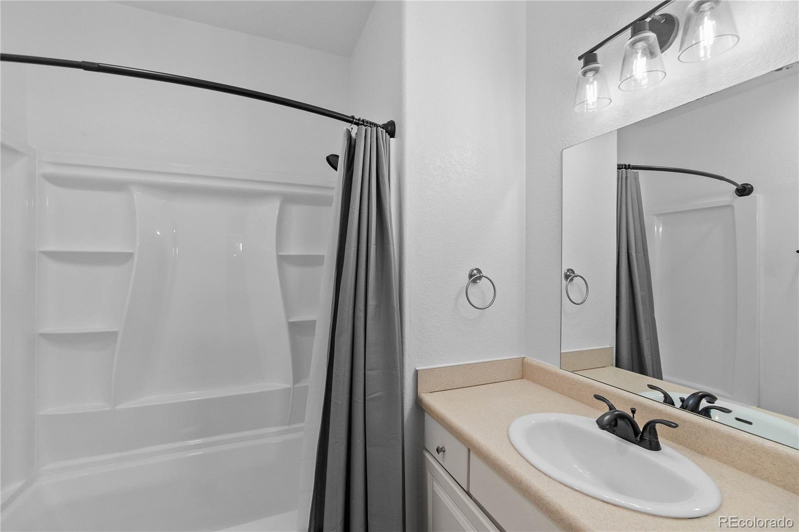 645 Yuma Loop Unit: 402
