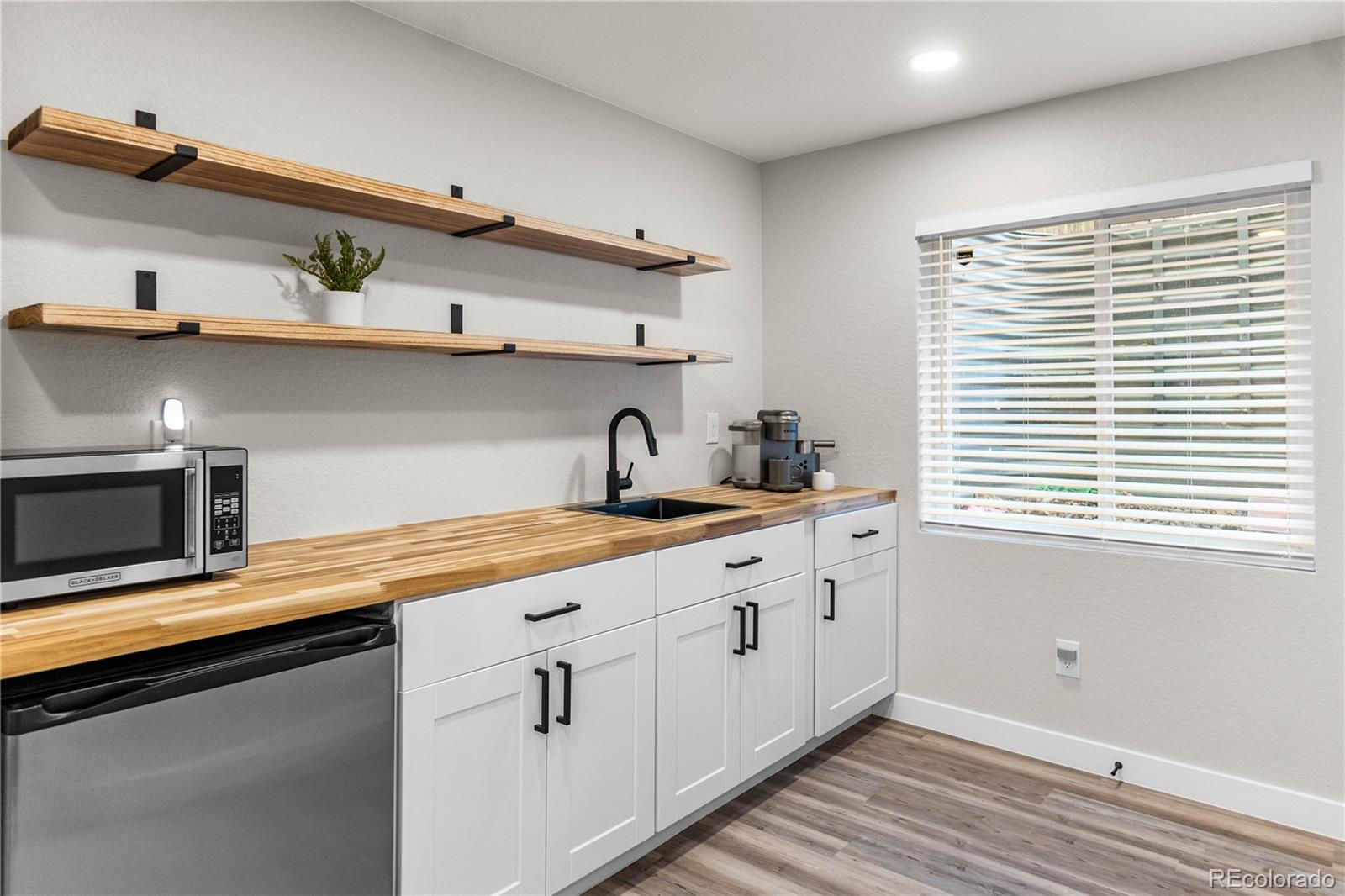 17252 Parkside Drive