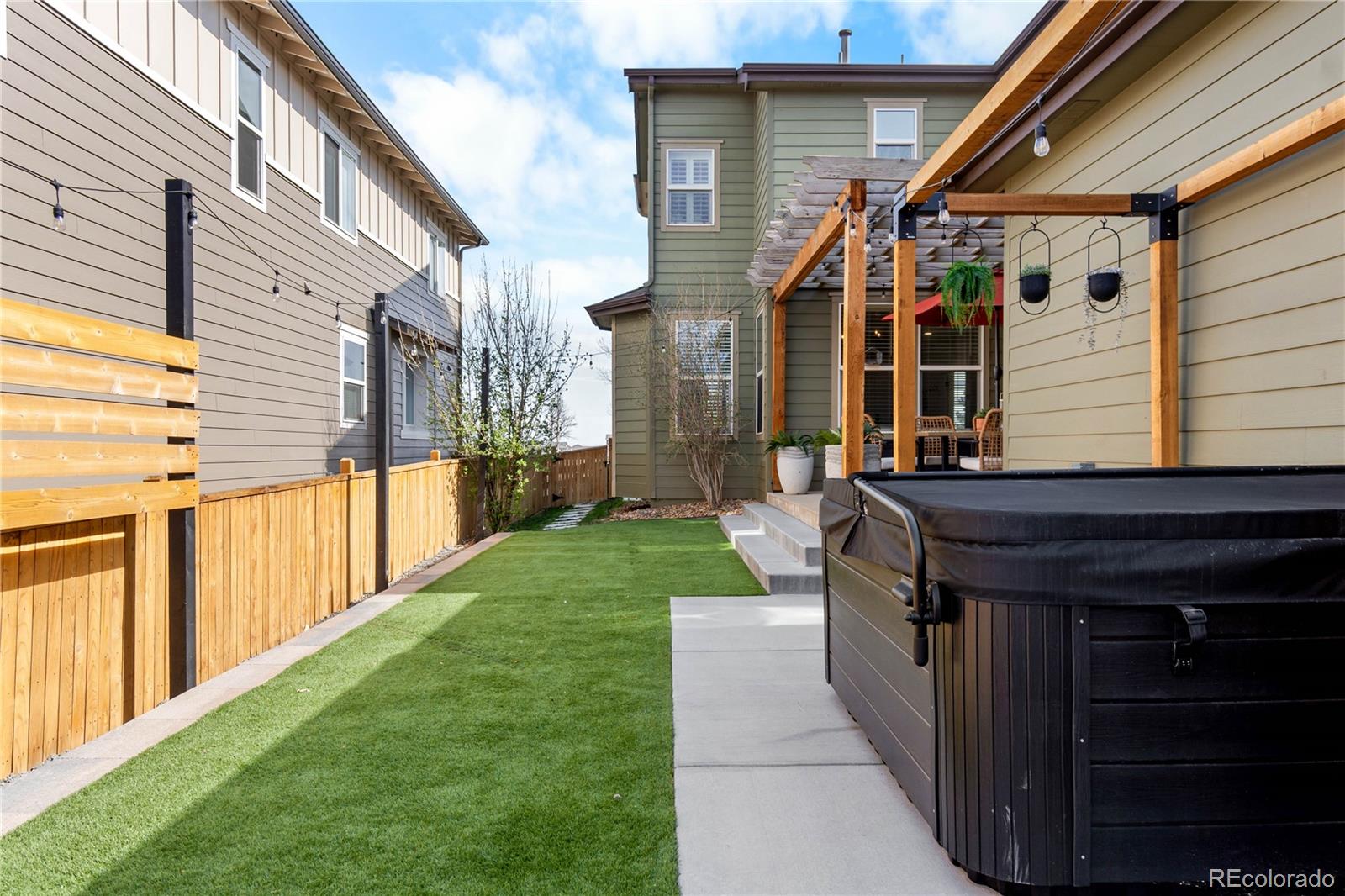 17252 Parkside Drive