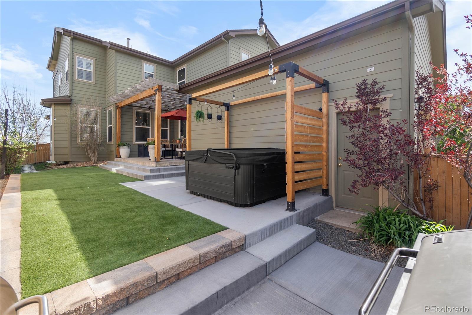 17252 Parkside Drive