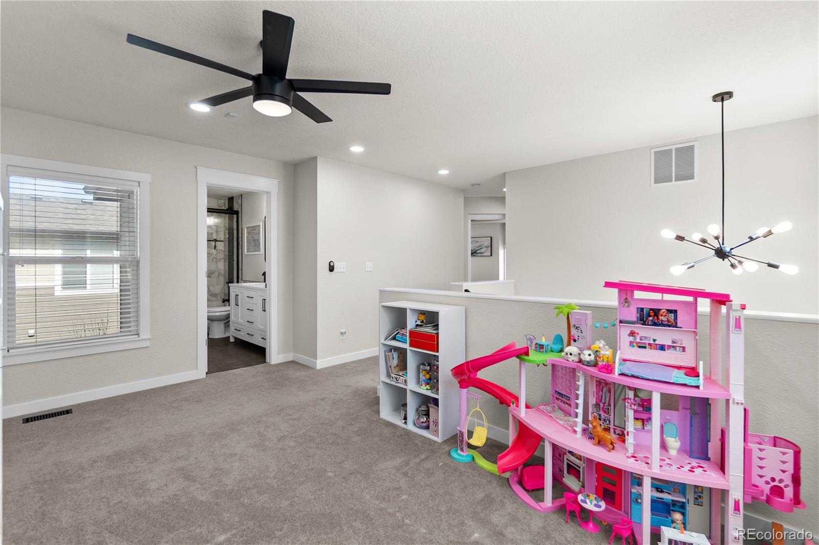 17252 Parkside Drive