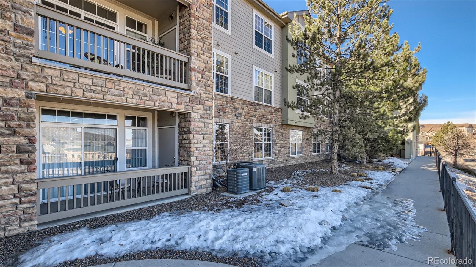 1561 Olympia Circle Unit: 203