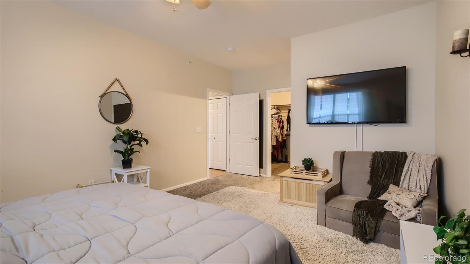 1561 Olympia Circle Unit: 203