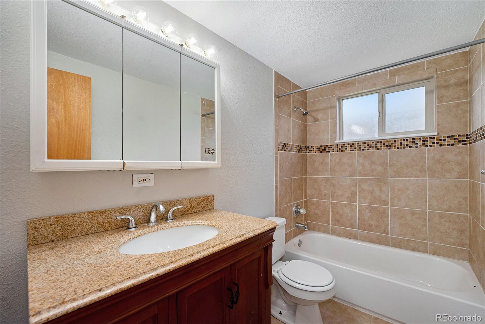 1144 N Ogden Street Unit: 304