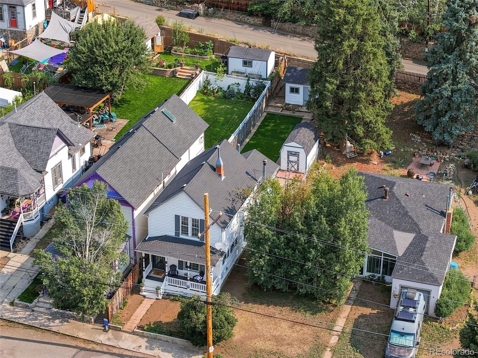 2128 Virginia Street
