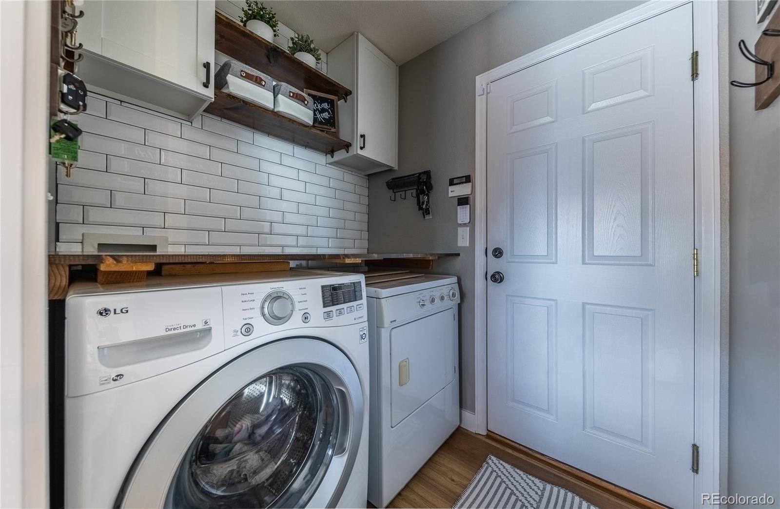 1464 N Stratton Avenue