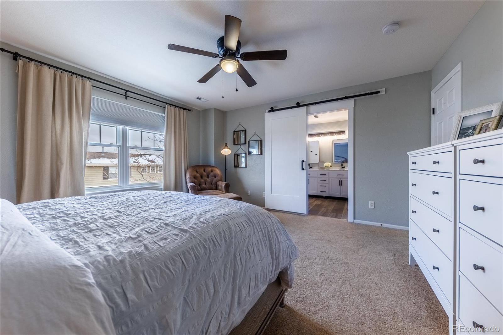 1464 N Stratton Avenue