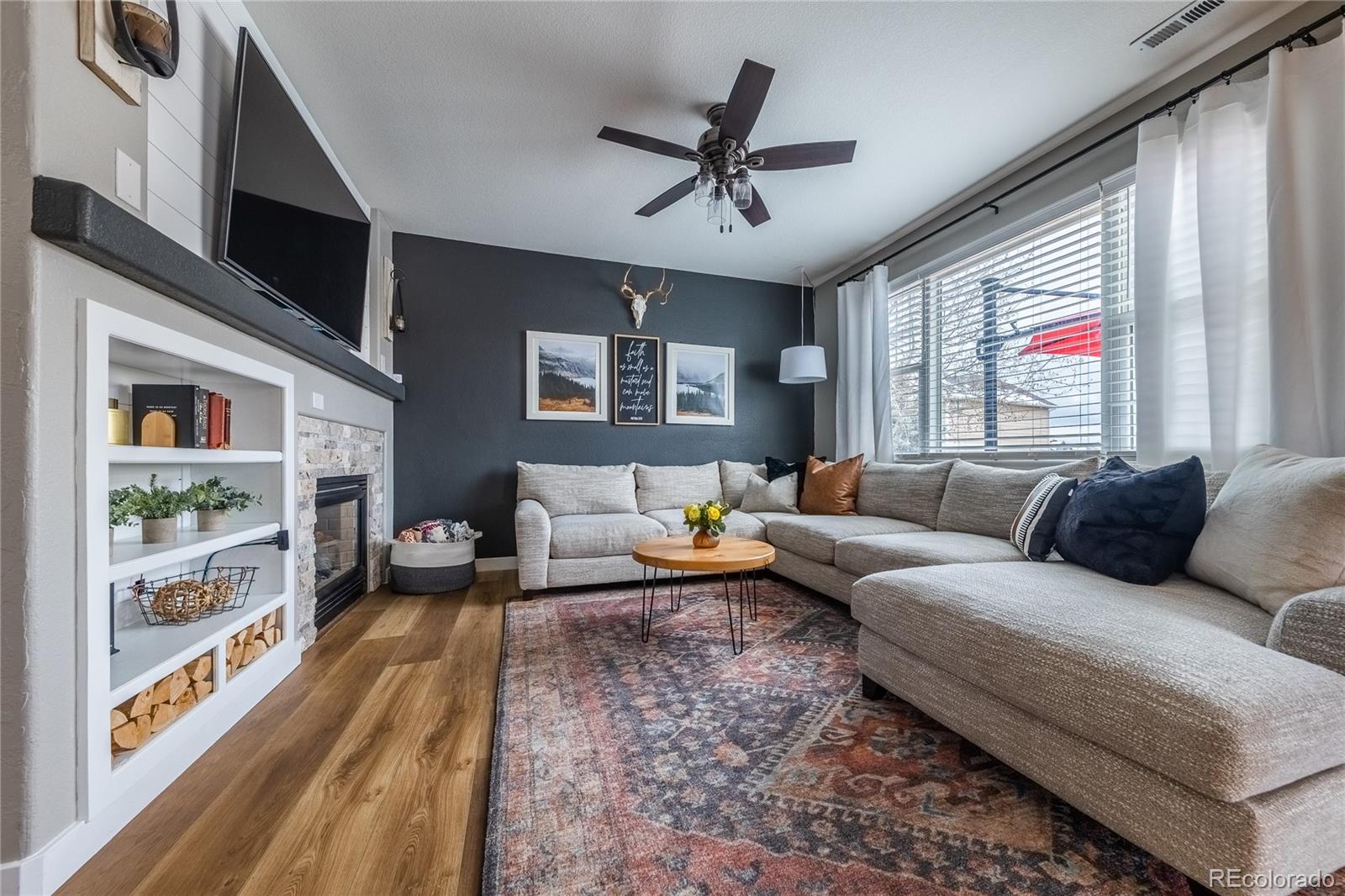 1464 N Stratton Avenue