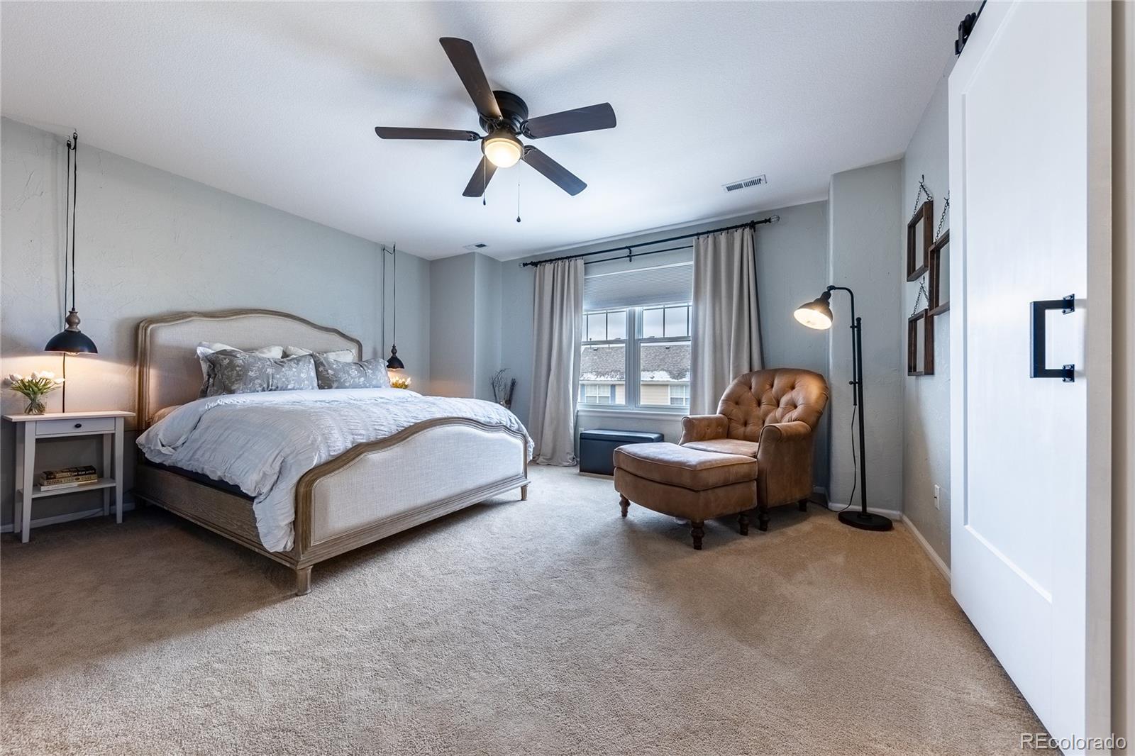 1464 N Stratton Avenue