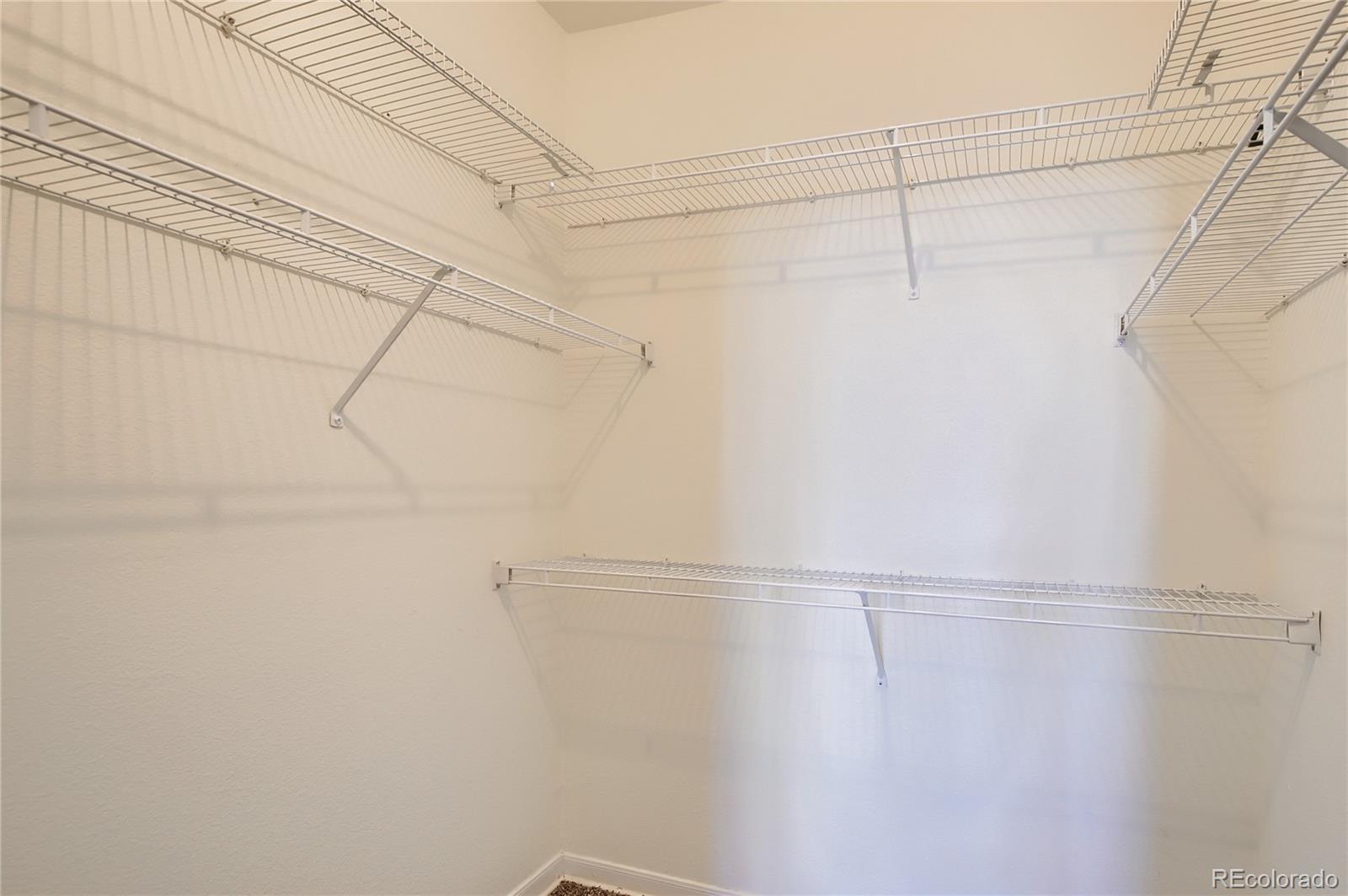 6017 Castlegate Drive W Unit: F22