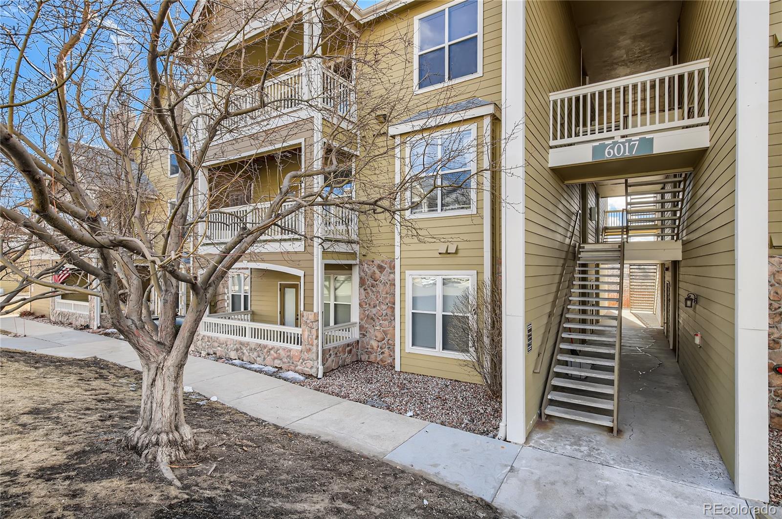 6017 Castlegate Drive W Unit: F22