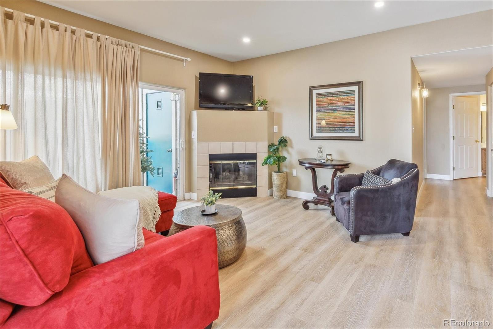 3847 Mossy Rock Drive Unit: 104