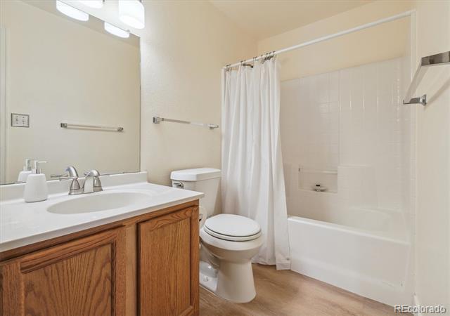 3847 Mossy Rock Drive Unit: 104