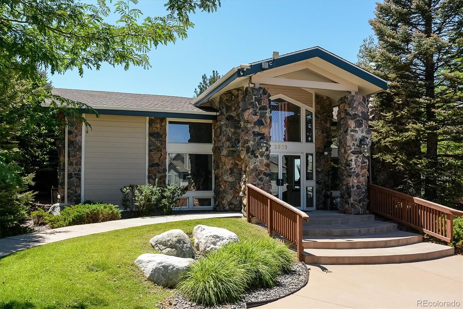 3847 Mossy Rock Drive Unit: 104