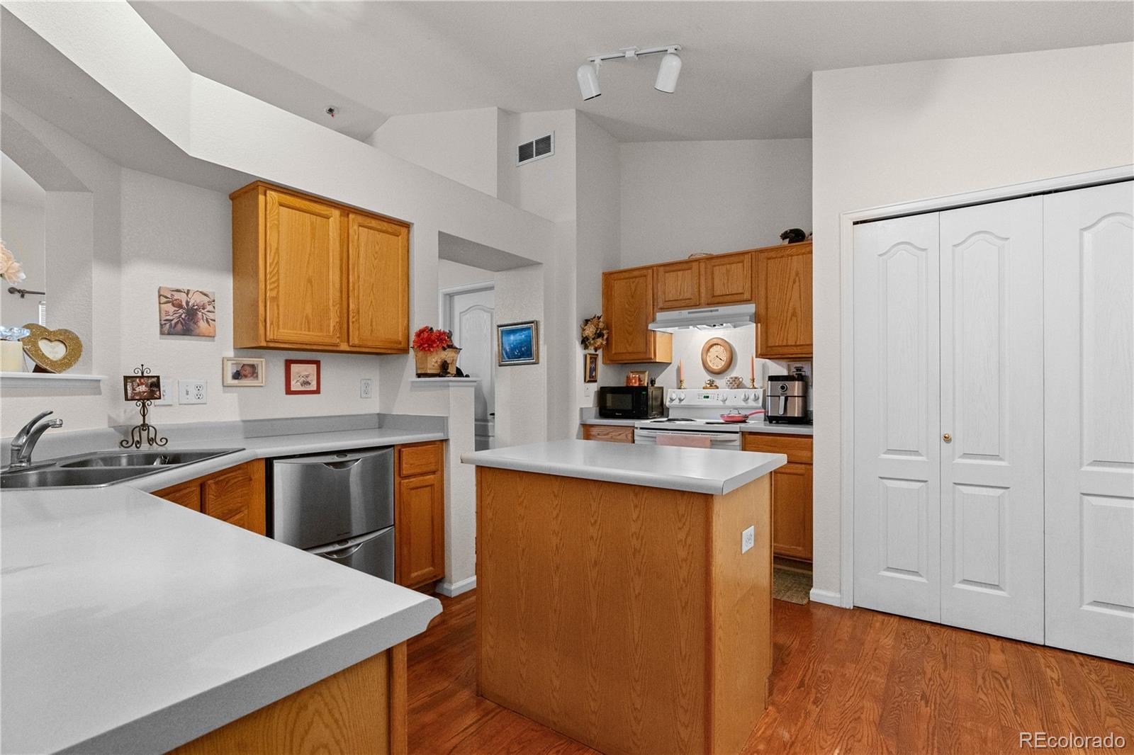 9567 Brentwood Way Unit: A