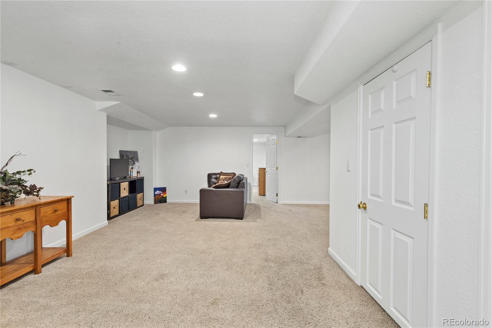 10364 W Powers Avenue