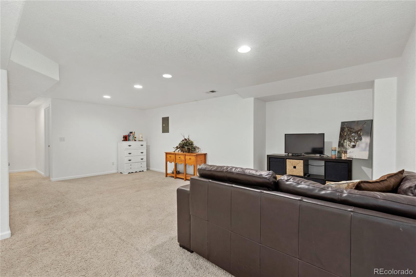 10364 W Powers Avenue