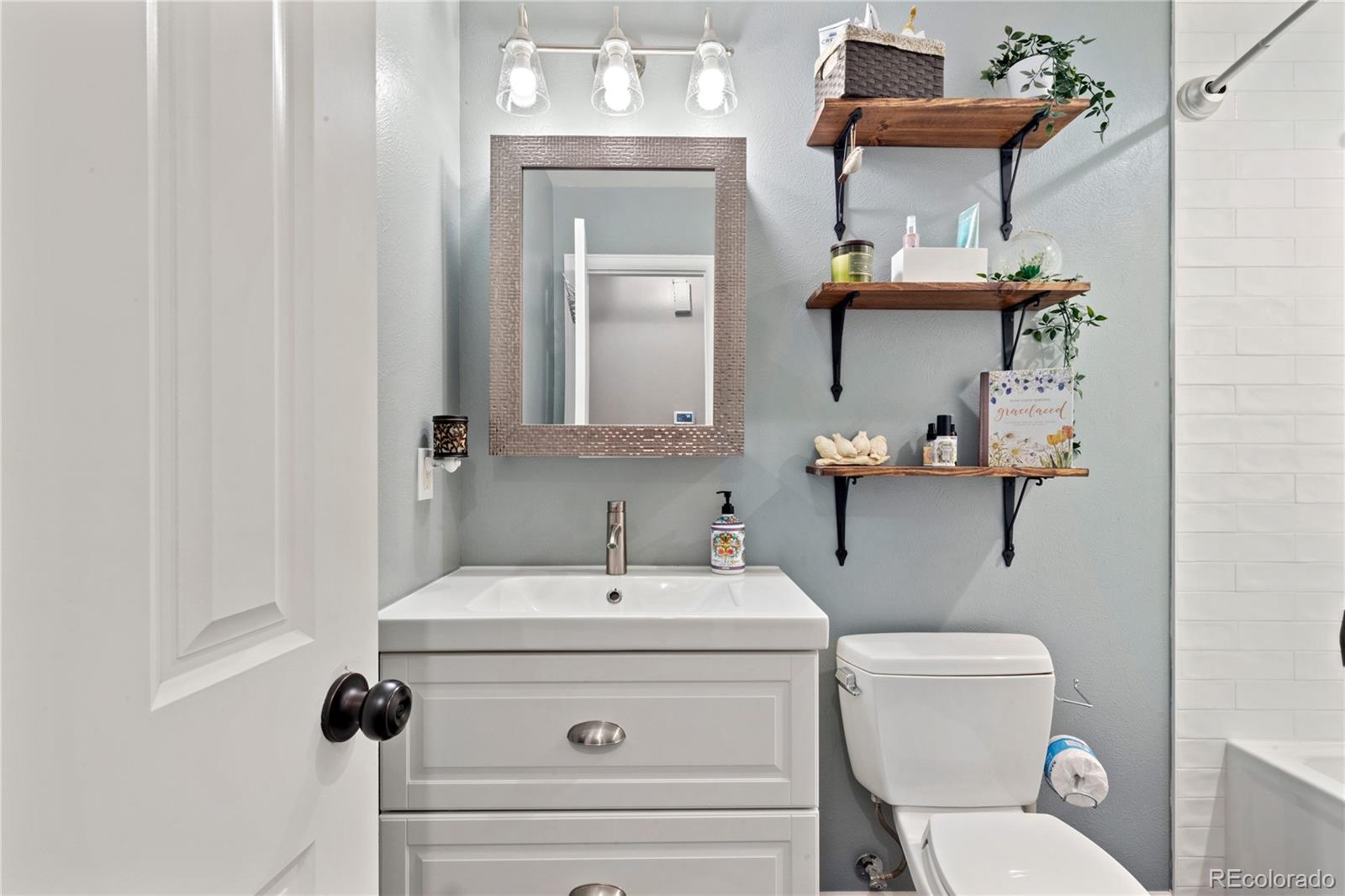 10364 W Powers Avenue