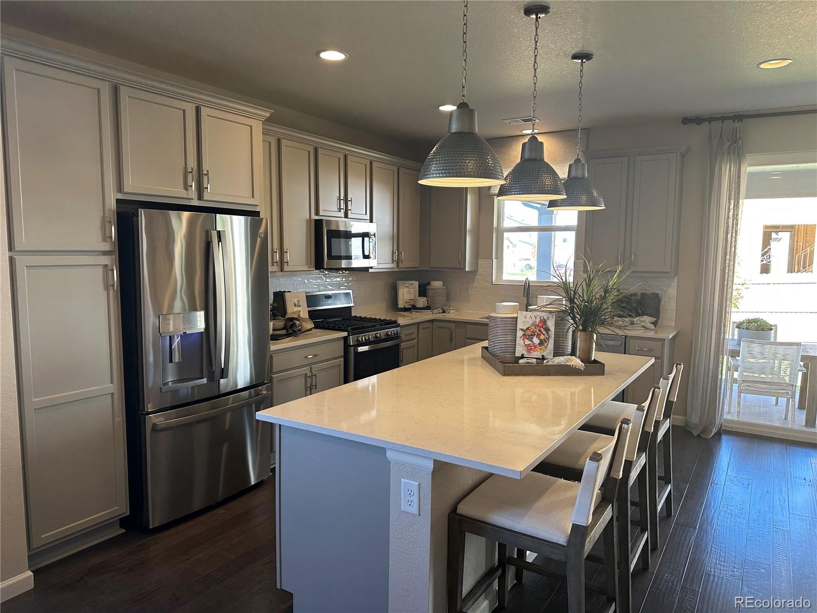 350 Vista Cliff Circle