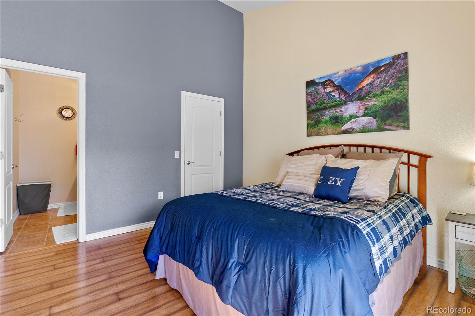 18657 Stroh Road Unit: 4208