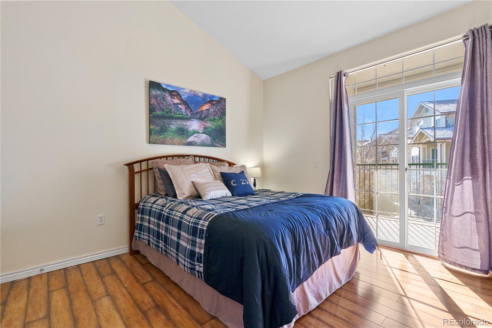 18657 Stroh Road Unit: 4208