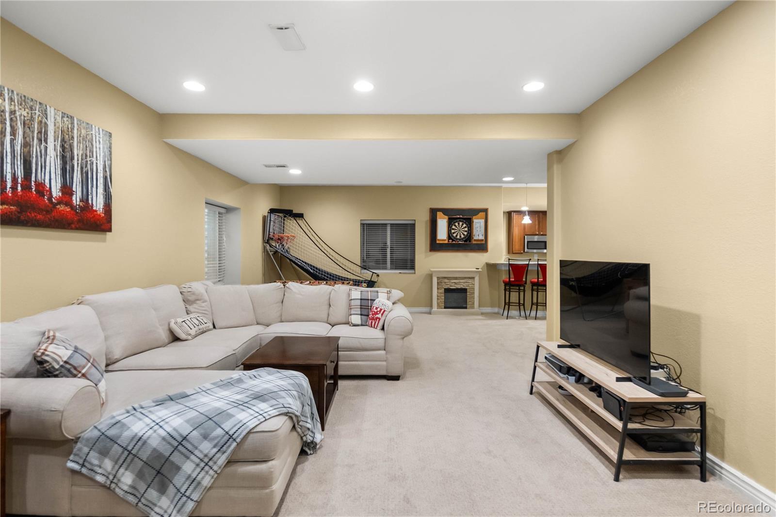 9386 W Quarles Place